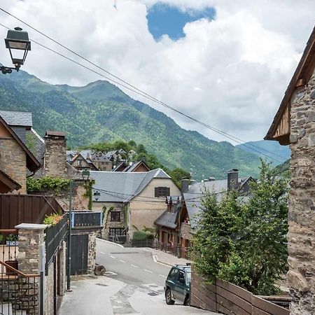 Casa Artiga De Lin By Seamount Rentals Les Bordes Buitenkant foto