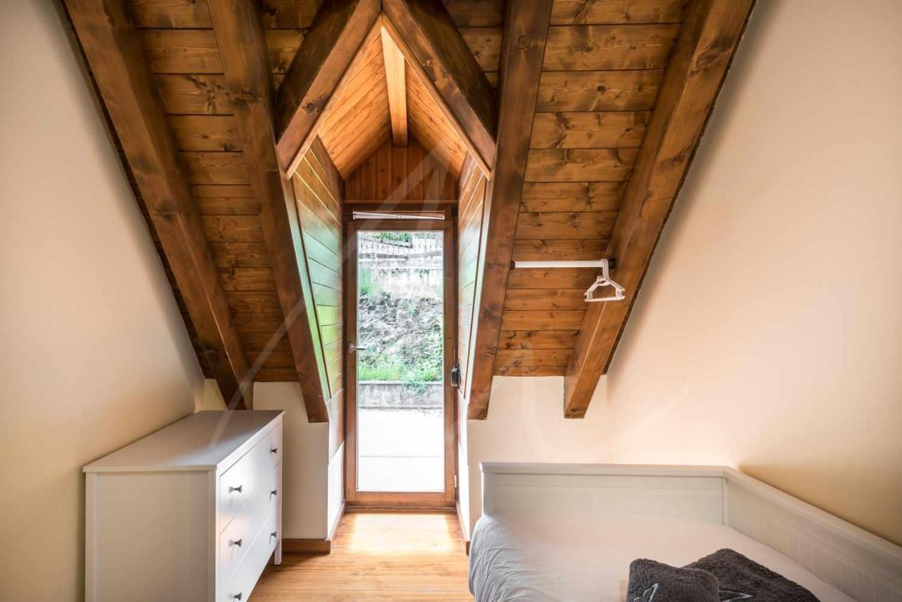 Casa Artiga De Lin By Seamount Rentals Les Bordes Buitenkant foto