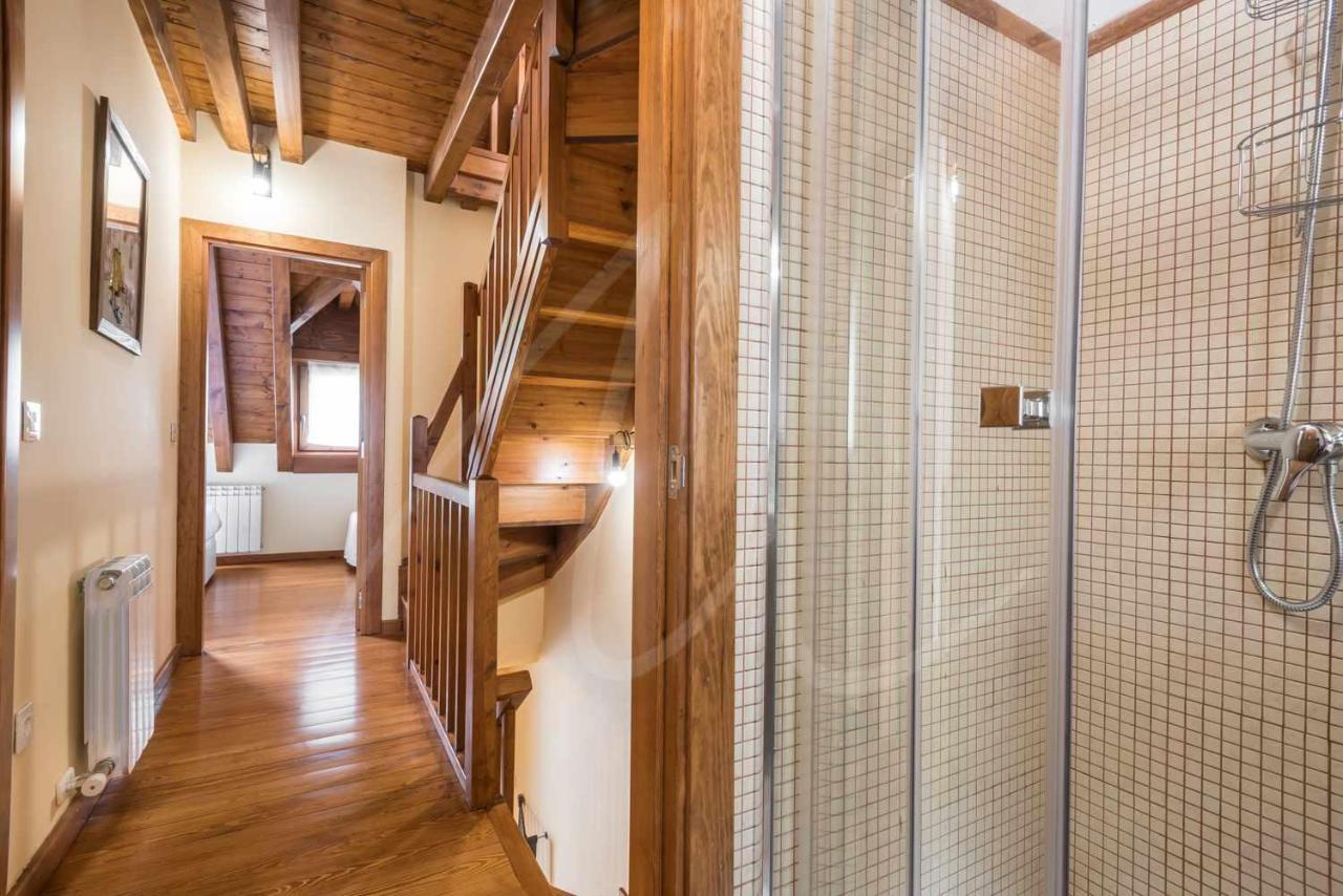 Casa Artiga De Lin By Seamount Rentals Les Bordes Buitenkant foto