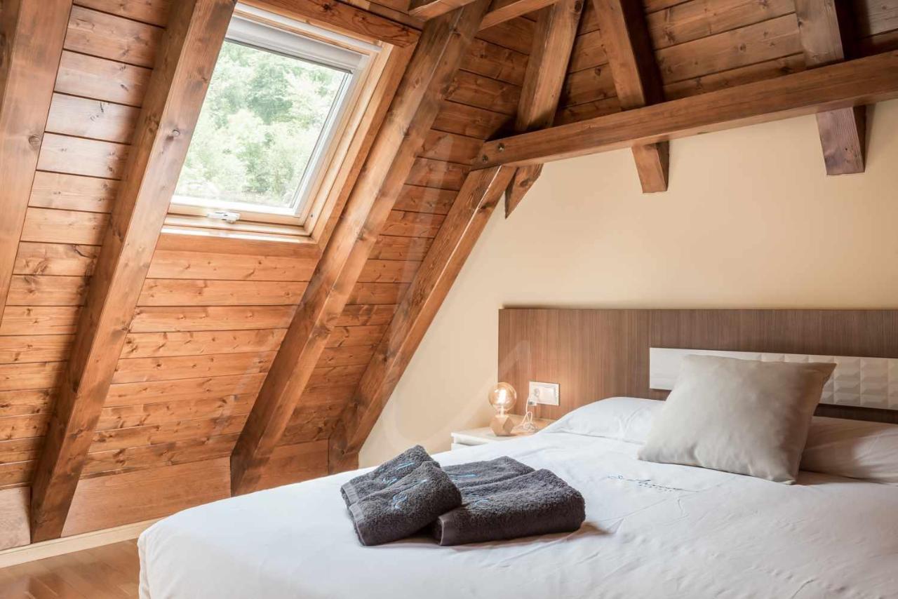 Casa Artiga De Lin By Seamount Rentals Les Bordes Buitenkant foto